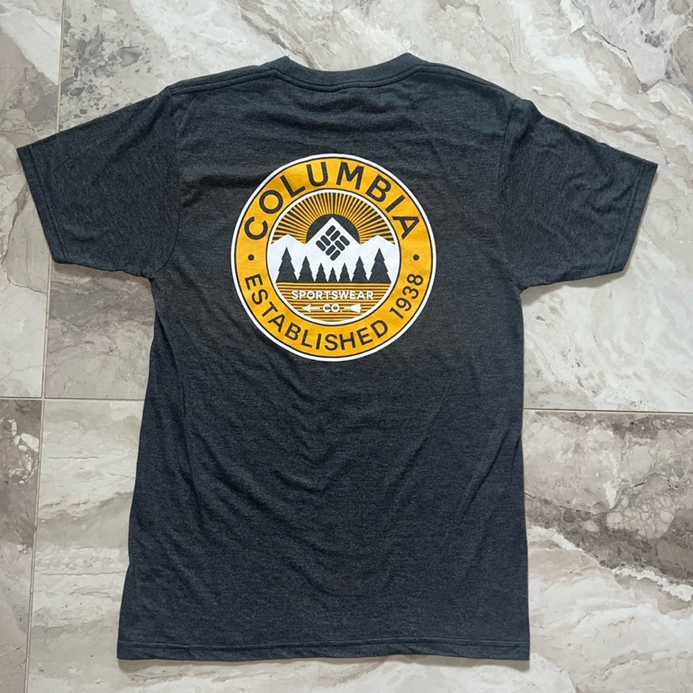 Columbia tee